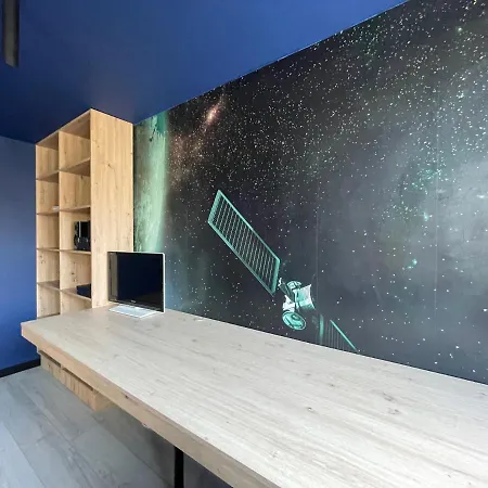 Galaxy Space, Centre And Beach, Fiesta Daire *